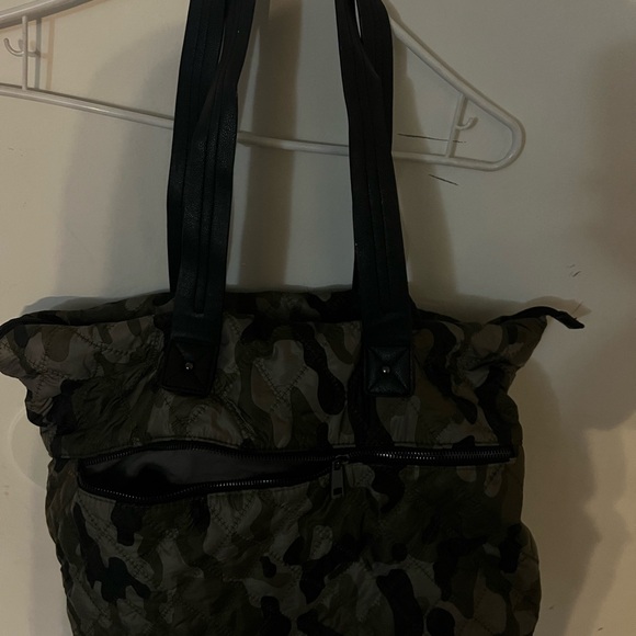 & Other Stories Camouflage Shoulder Bag - Picture 1 of 7
